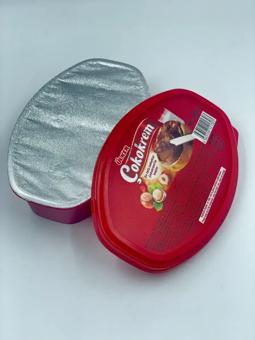 Шоколадная паста с фундуком юлкер Cokokrem