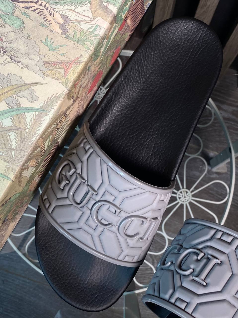 Шлепанцы Gucci