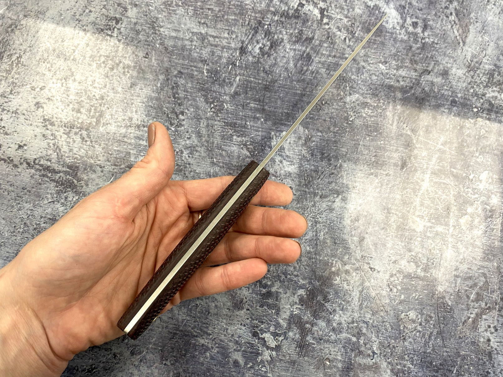 Нож Slender M, N690, микарта красно-черная, 212.0954
