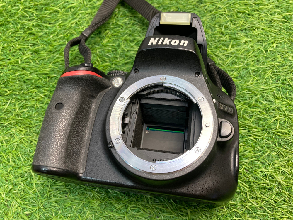 Nikon D5100 Kit AF-S DX 18-55mm VR