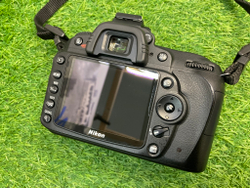Nikon D90 15.500 кадров