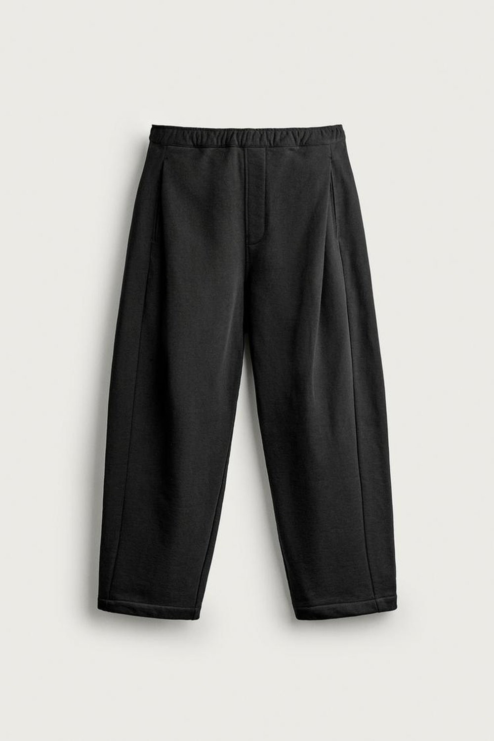 ZARA БРЮКИ-ДЖОГГЕРЫ С БОКОВЫМИ СКЛАДКАМИ, ЧЕРНЫЙ