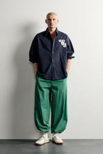 РУБАШКА RELAXED FIT С ПАРЧАМИ — ZARA