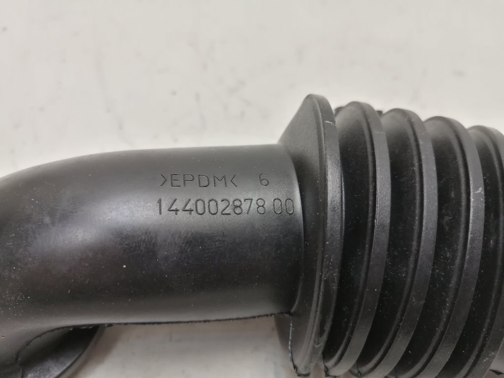 VMSF501B кт93 Заливной патрубок для стиральной машины Hotpoint-Ariston 144002878 б/у