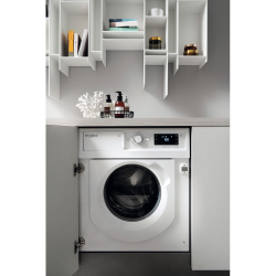 Встраиваемая стиральная машина Whirlpool BI WMWG 71483 E