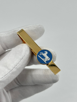 Зажим для галстука синий с лошадью Wedgwood