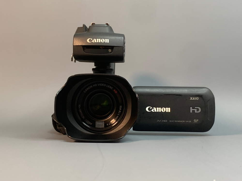 Canon XA10E