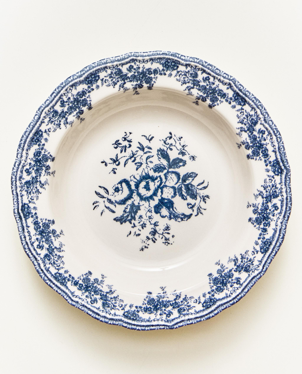тарелка глубокая из фаянса Zara Home