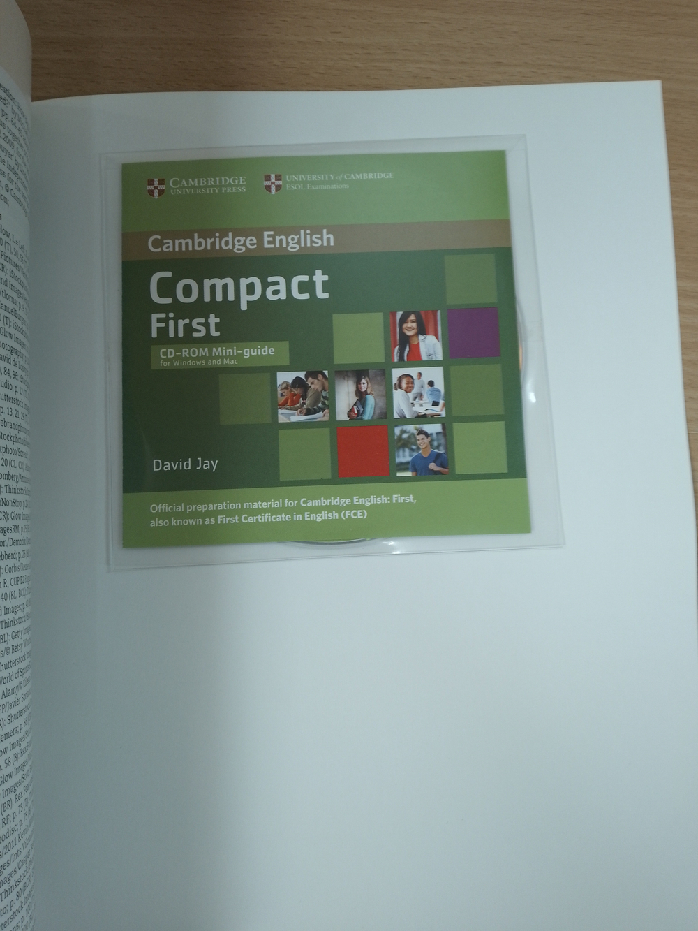 Compact First Student's Book without answers with CD-ROM