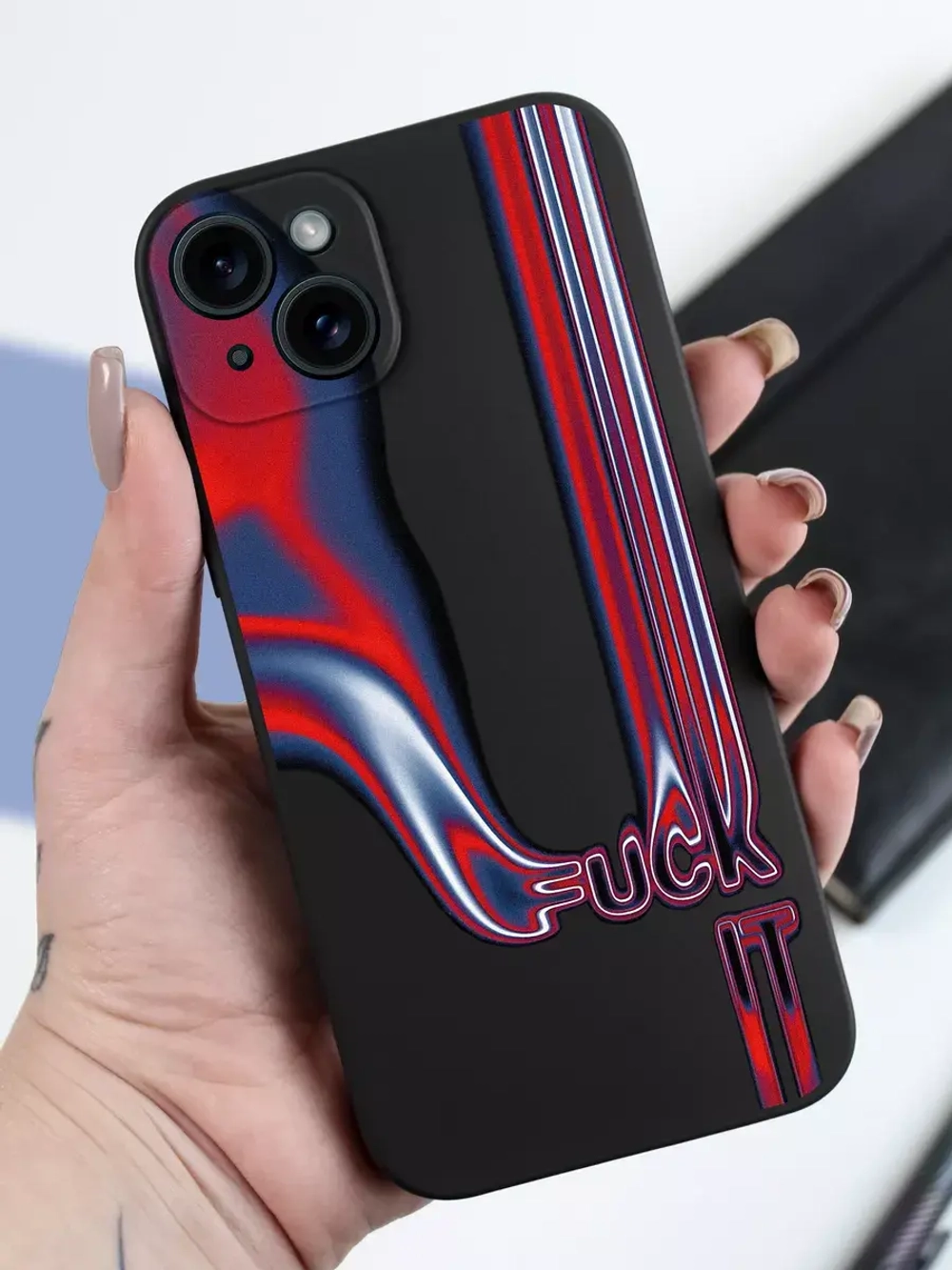 Чехол на iPhone 15 Plus с принтом