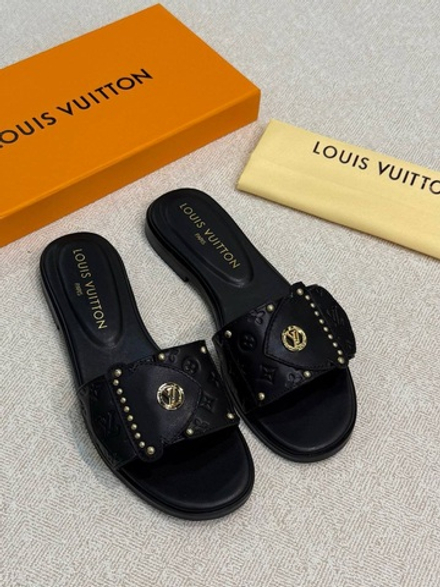 Сабо Louis Vuitton