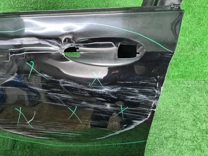 Дверь передняя левая Mercedes E W213 (2016-2023)