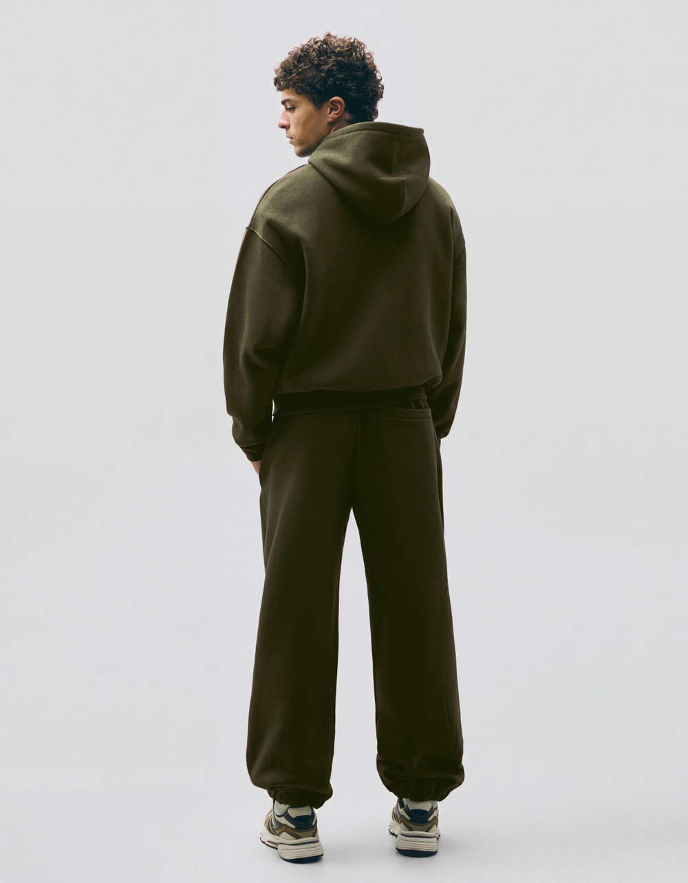 Мужские брюки-джоггеры - BERSHKA