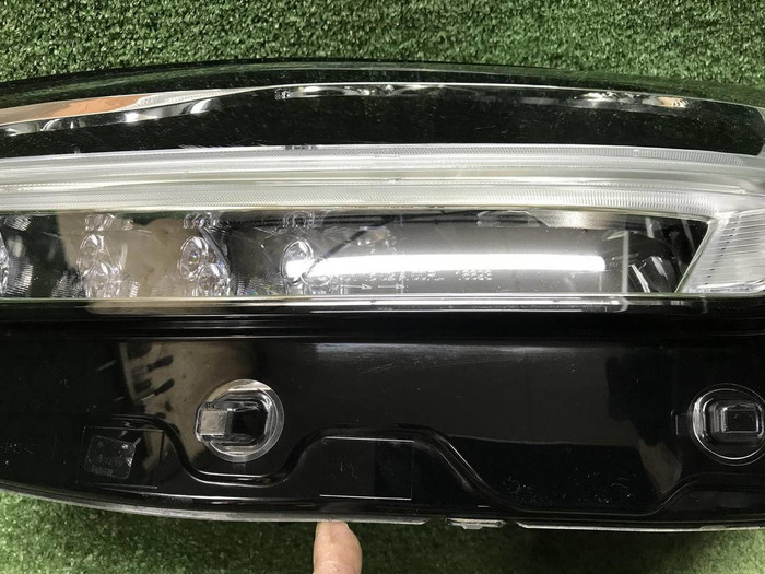 Фара левая Volvo XC90 2 (14-19) Full LED