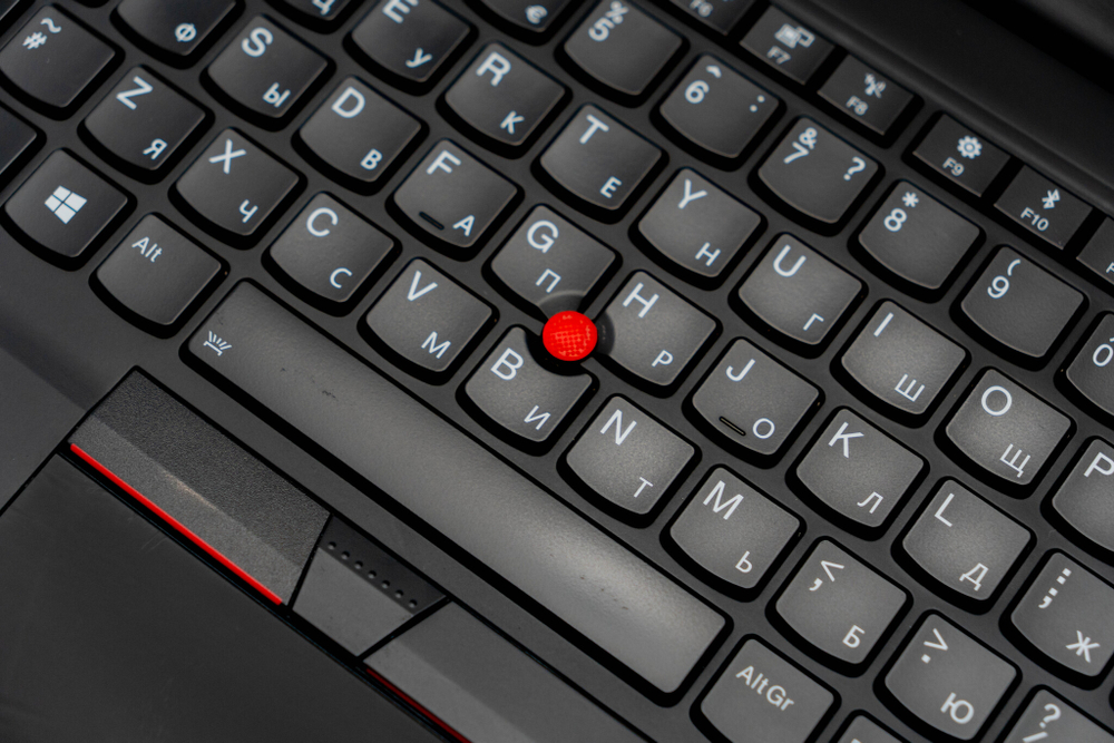 Ноутбук Lenovo ThinkPad P1 Gen 2 ( i7-9850H / Quadro T2000 )