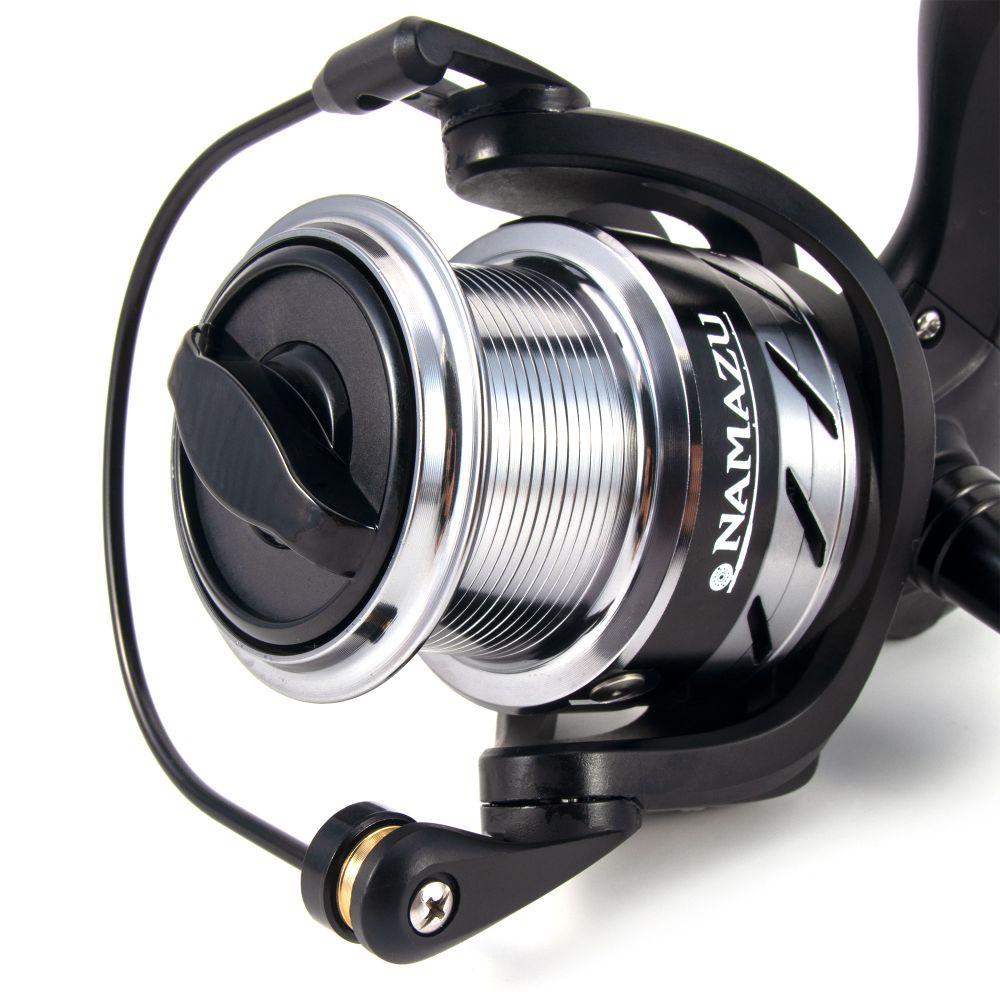 Катушка безынерционная Namazu Carp Hunter NEW CH6000, 5+1 подш., метал. шпуля + запасная графит. шпу