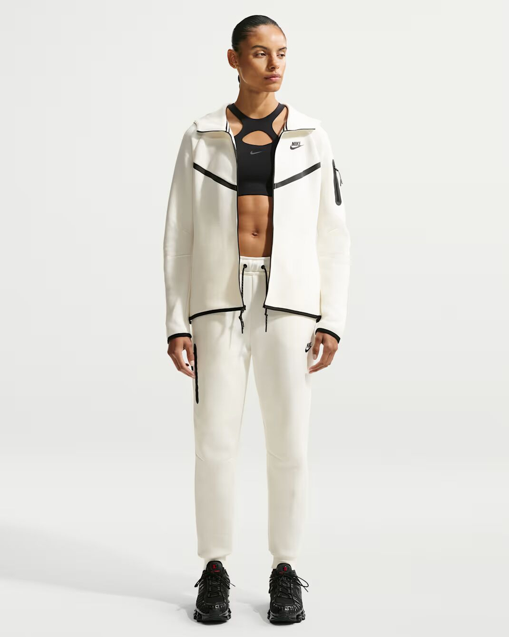 Nike Sportswear Tech Fleece Женские джоггеры с нормальной посадкой - NIKE