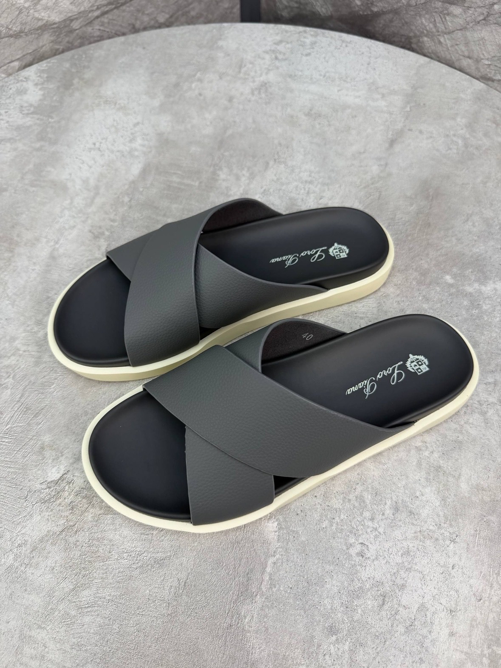 Шлепанцы Loro Piana