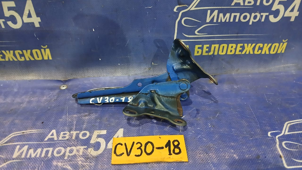 Петля капота левая TOYOTA CAMRY 1992
