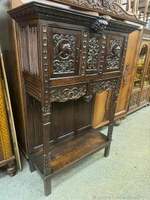 Старинный шкаф креденце