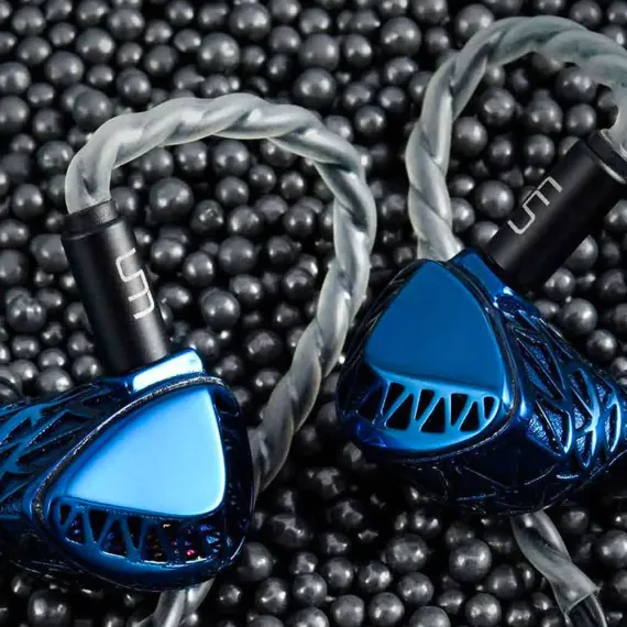 Unique Melody Maven Pro Universal Sapphire Blue 4.4mm