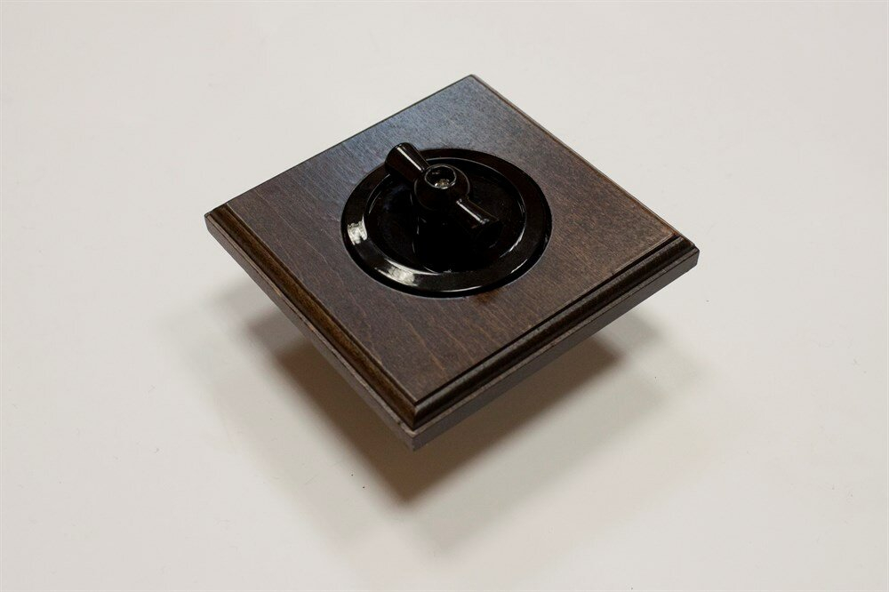 Выключатель Vintage 880705-4 черный/черный LK STUDIO 880705-4 / 2 группы света