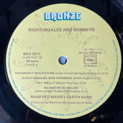 Винтажная виниловая пластинка LP Manfred Mann's Earth Band Nightingales and Bombers (France 1975)