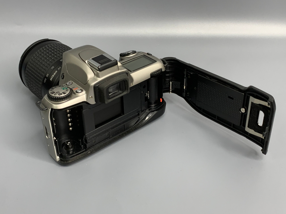 Nikon F65 kit 28-100mm 3.5-5.6G AF Nikkor