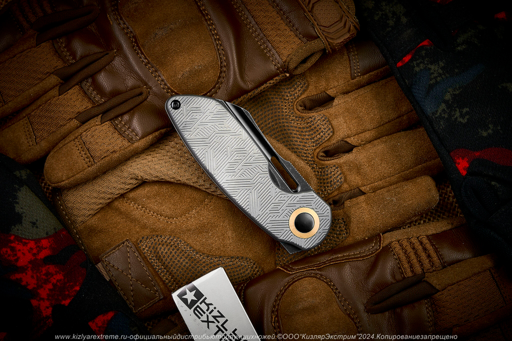 Складной нож Kizer October Black сталь CPM 20CV BlackWash рукоять Титан