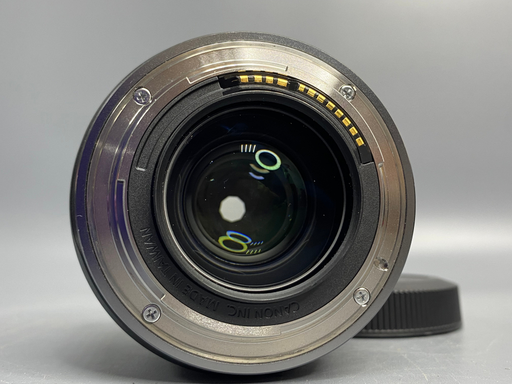 Canon RF 35mm 1.8 macro
