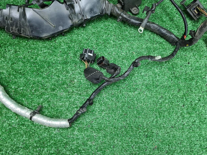 Проводка моторного отсека RR Sport 2 L494 (13-22)