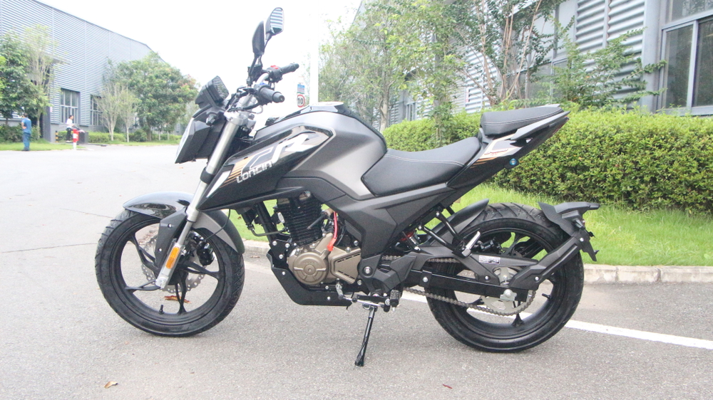Мотоцикл Loncin CR4 II