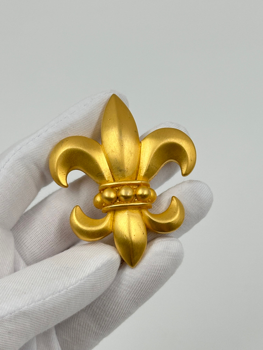 Брошь Fleur-de-lis Givenchy