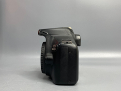Canon EOS 4000D Kit 18-55mm 3.5-5.6 III сломан фиксатор карты памяти