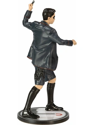Фигурка Umbrella Academy Diego 18см