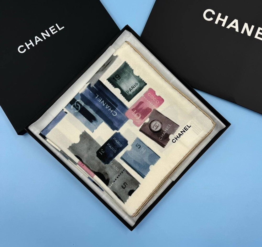Платок CHANEL