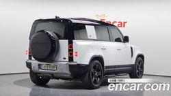 Land Rover Defender 110 D240 SE — 2020