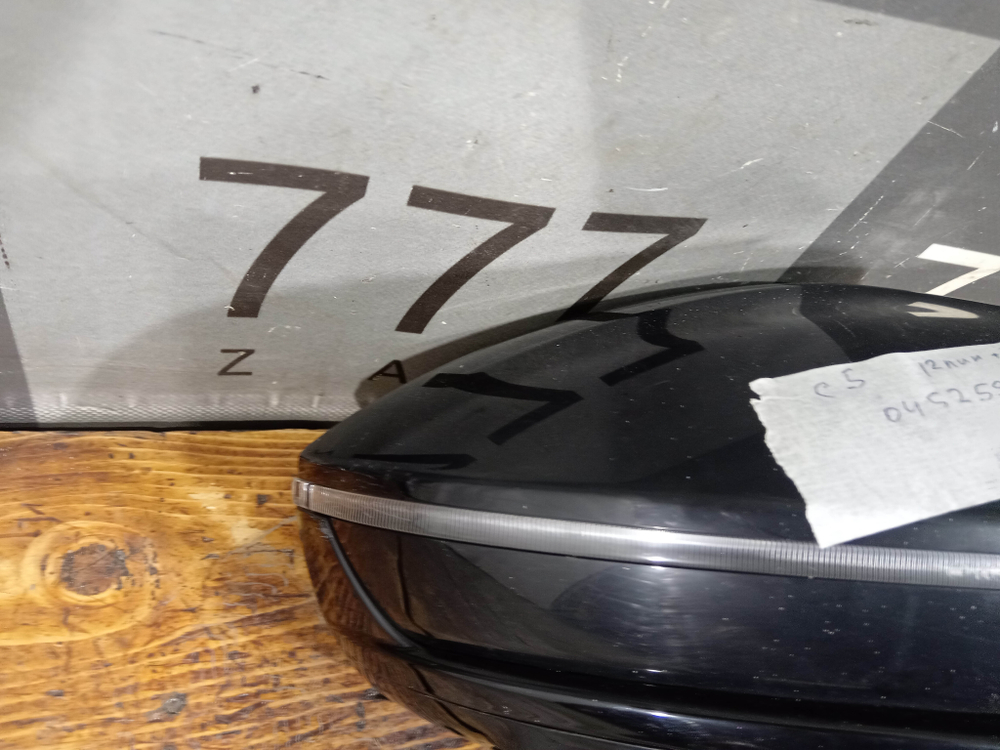 Зеркало правое 12 + 1 pin Omoda C5 22-нв Б/У Оригинал 601000431AABCE
