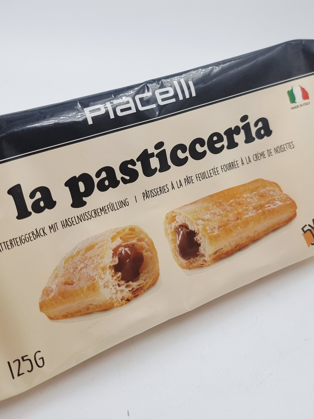 Piacelli La Pasticceria Слоеные рулетики с орехово-кремовой начинкой, 125 г (Италия)