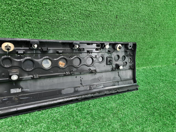 Накладка двери передняя Range Rover Vogue 4 12-22