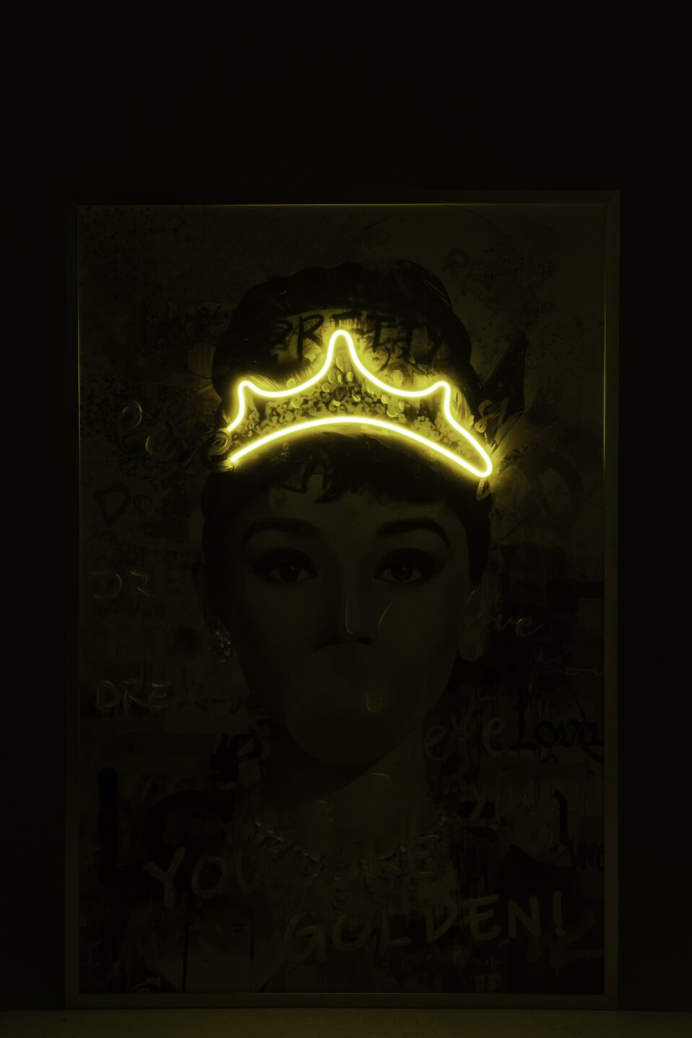 Картина светодиодная "Одри" 83x3x123см