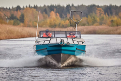 Алюминиевая лодка BERKUT Active DC