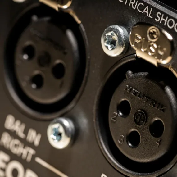 Lake People G111 Mk II Phoneamp Black