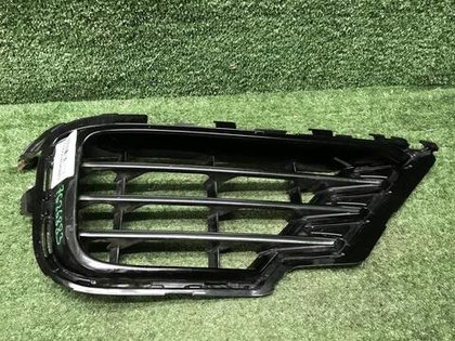 Решетка перед бампера VW Touareg 2 NF 14-18 R-Line