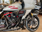 CVO Road Glide ST 121 (Mercury Silver) 2025 с НДС