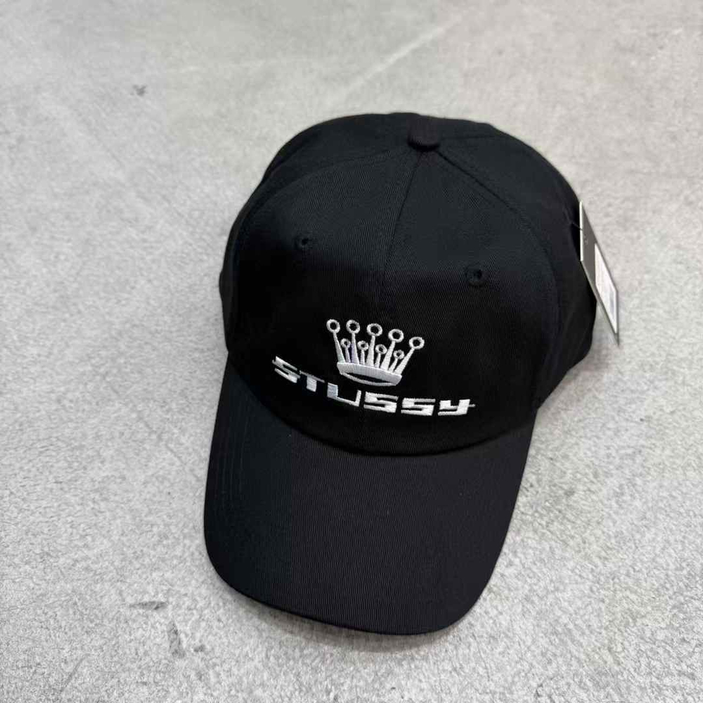 Купить в Москве кепку Stussy