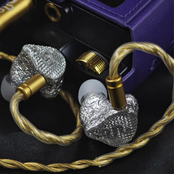 EarAcoustic SPA Limited Edition Silver Snake Collectors Version Silver