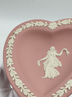 Тарелка декоративная/мелочница «Карточные масти, Черви» Wedgwood