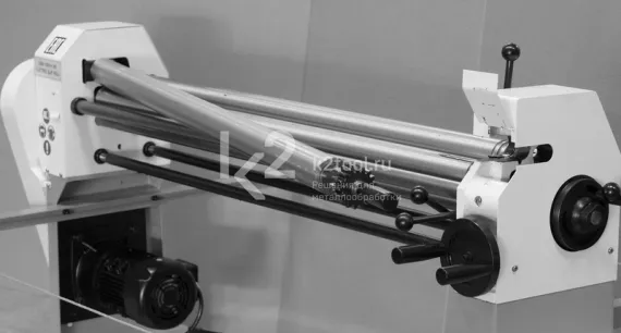 Электромеханический вальцовочный станок Stalex ESR-1300x1.5E