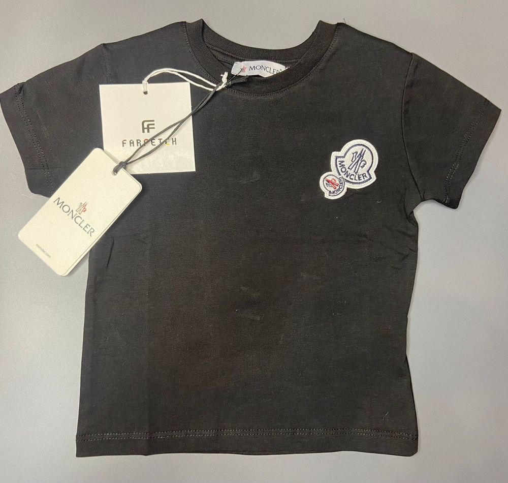 Пуховик Moncler